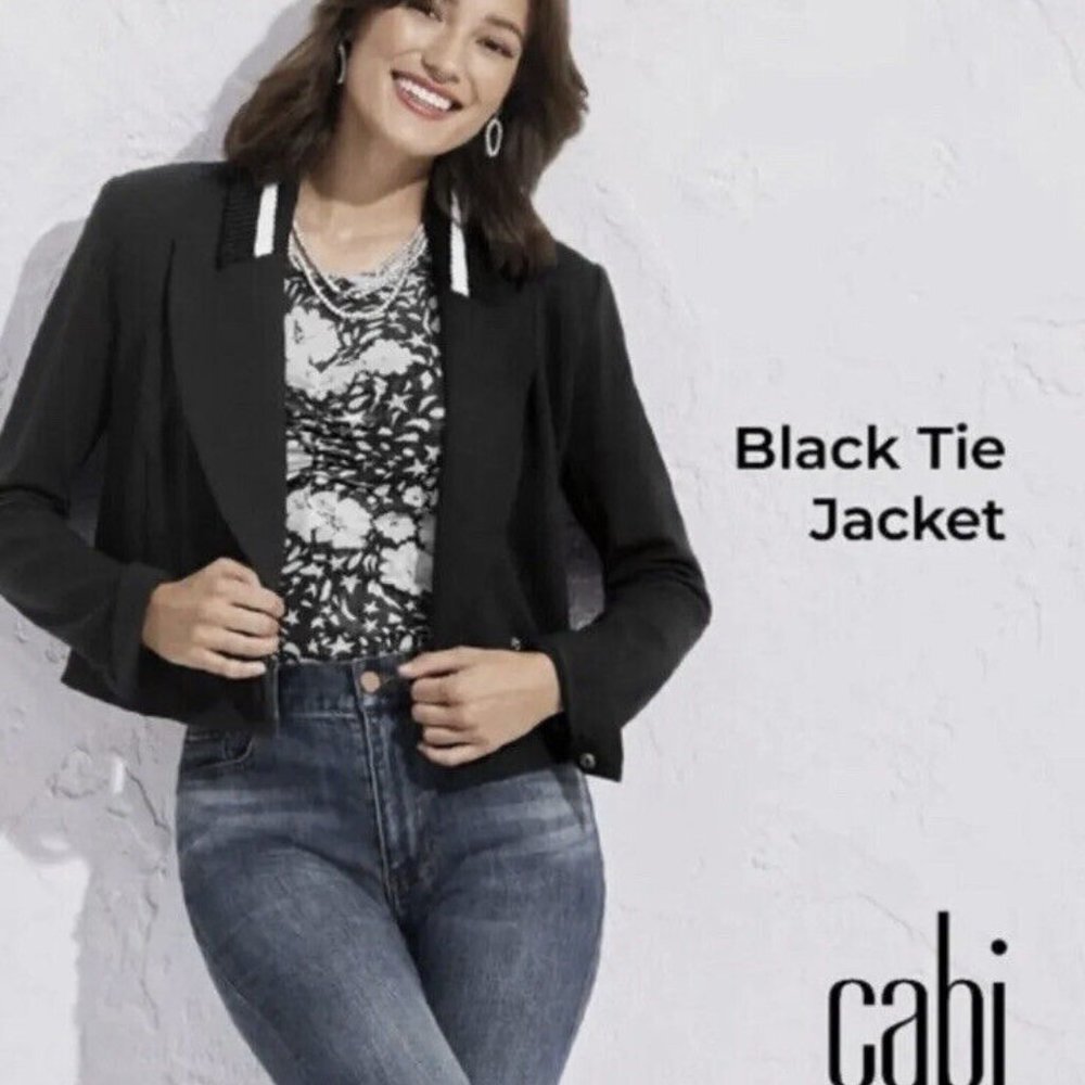 Cabi Wondrous Tie jacket women 8 long sleeve crop button stretch black jacket